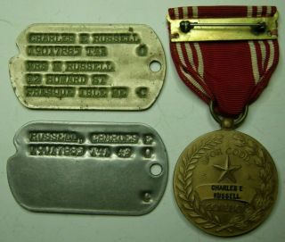 Ww2 Us Army Named Good Conduct & Dogtags - Charles E Russell