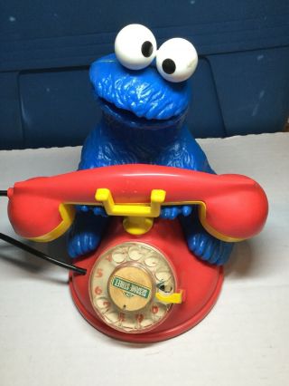 Vintage 1977 Muppets Knickerbocker Sesame Street Grover Plastic Telephone