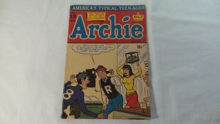 Vintage Archie Comic Book Vol.  1 No.  15