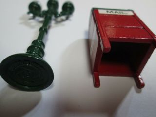 Dollhouse Miniature Metal Mail Mailbox & Street Lamp Light 2