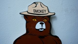 VINTAGE SMOKEY BEAR METAL SIGN GAS OIL SERVICE STATION PUMP PLATE RARE FOREST 2