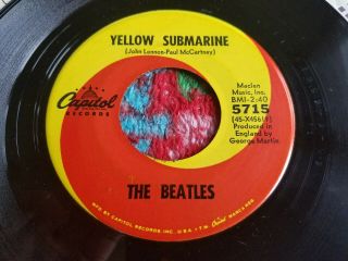 The Beatles 45 record YELLOW SUBMARINE Capitol 1966 rare Yellow perimeter print 2