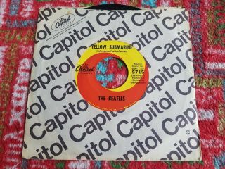The Beatles 45 record YELLOW SUBMARINE Capitol 1966 rare Yellow perimeter print 3