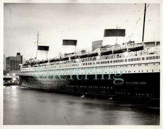 French Line Normandie At Ny By Night Held Up By War Aug 30 1939 Vintage Photo