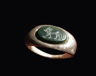 OUTSTANDING Ancient Roman SILVER Ring LION on Green stone 2
