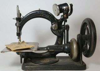 Antique Willcox & Gibbs Hand Crank Sewing Machine A 568843