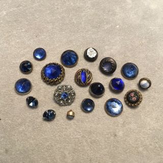 Antique Button Group Of 20 Blue Glass In Metal & Tinted Metals