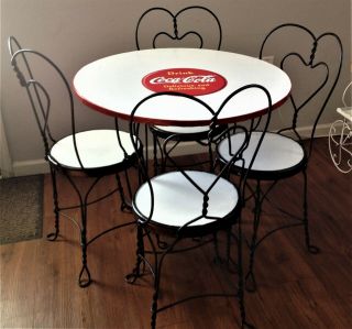 Coca Cola Vintage Wrought Iron Table And 4 Sweetheart Chairs