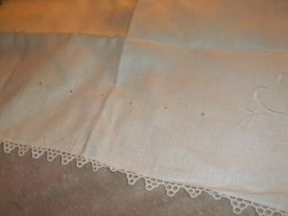 Tablecloth Vintage Off White Linen W/embroidery And Lace Trim.  66tc