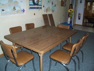 Vintage Formica Dining Room Table With Chairs