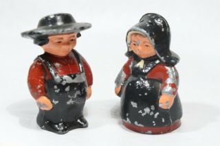 Vintage Cast Iron Metal Amish Husband & Wife Salt And Pepper Shaker Set W/ Corks