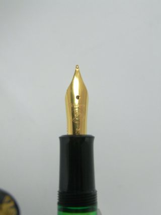 Vintage PELIKAN M200 pistonfiller fountain pen M nib NR 2