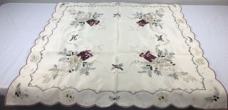 Christmas Poinsettia Table Cloth 33 " X 33 " Square White Red Green Vintage
