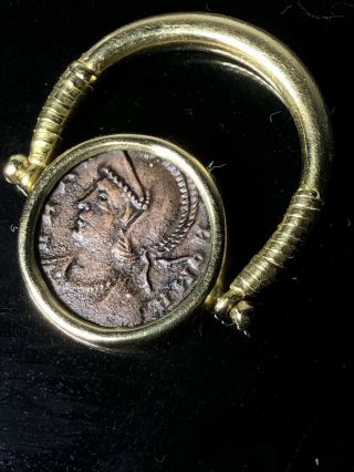Ancient Roman Coin Flip Ring 7.  80 Grams Solid 14k Yellow Gold Band