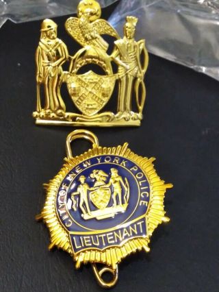 Nypd Lieutenant Badge With Hat Badge Set/gold