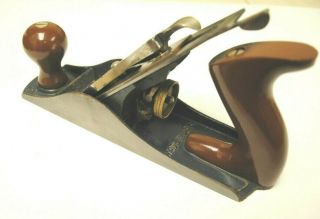 Stanley no.  4 bench plane 9 1/2 in long 2 in blade width VINTAGE USA MADE 3