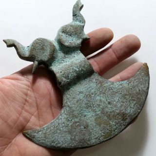 MUSEUM QUALITY NEAR EAST BRONZE AX WITH ELEPHANT HEADS CIRCA 1400 - 1600 AD 3