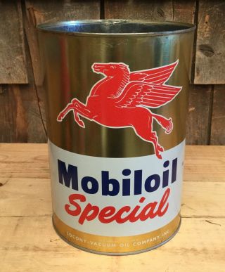 Large Vintage 5 Qt Metallic Gold Mobiloil Special Motor Oil Tin Can Gas Station