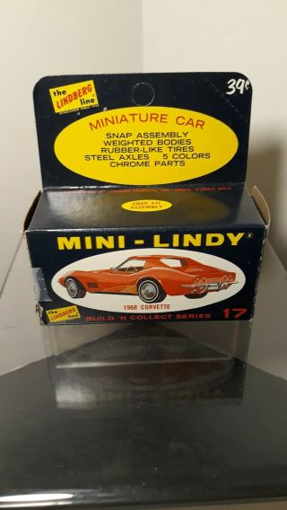 Vintage Lindberg Line Mini Lindy 1968 Chevrolet Corvette Sting Ray 1:64 Model
