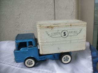 Vintage Structo Airlines Scissor Lift Truck