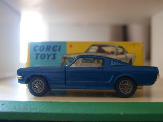 Vintage Corgi No.  320.  Ford Mustang Fastback 2,  2 (american Garage Series)