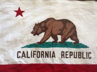 Vintage CALIFORNIA REPUBLIC STATE FLAG 3’x5’ PARAMOUNT FLAG CO.  AJAX 100 COTTON 2