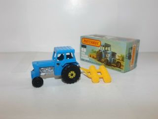 MATCHBOX S/F NO.  46 - C FORD TRACTOR AND HARROW BLUE,  YELLOW REAR HUBS MIB 2