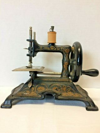 Antique Hand Crank Small Portable Cast Iron Sewing Machine Black & Gold No.  77143