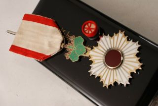 Japanese 5th Class Order Of The Rising Sun Medal Badge Army Navy War　　　 　