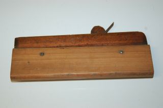 Vintage A.  C.  Bartlett ' s 92 Wooden Moulding Hand Plane with 5/16 