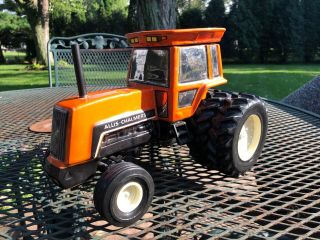 1984 Pacesetter No.  4 Allis Chalmers Tractor Decanter/ Big Orange