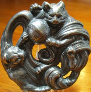 1940s French Lg White Button Marked " Putier " Cats Play W/yarn Vintage Pierced