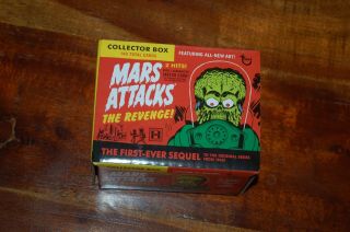 Mars Attacks The Revenge - Complete Set 110 Cards - Topps 2017