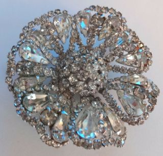 Vintage Signed Weiss Clear Rhinestone Diamond Paste Flower Sparkling Pin Brooch