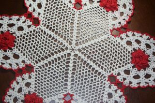 Vintage 1930s Doily Red Roses Hand Crocheted Lace White Red Flowers