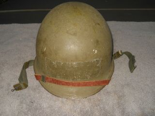Late Ww2 / Korea U.  S.  M1 Helmet Rear Seam W/ Westinghouse D26 Grommet Liner