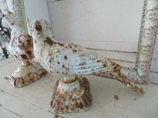 2 FABULOUS Vintage CAST IRON METAL BIRDS Statues White Rusty with Patina 3
