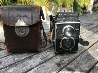 Vintage Rolleiflex Camera - Franke & Heidecke - Carl Zeiss Jena - W/ Case