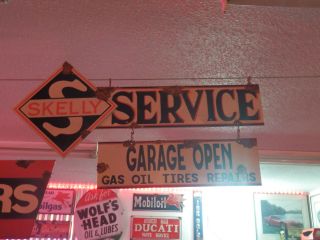 Antique Style Vintage Look Skelly Gas Dealer Service Gas Pump 2 Piece Sign Set