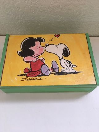 Vintage Anri Reuge Snoopy Peanuts 1971 Snoopy Kiss Music Box Perfect