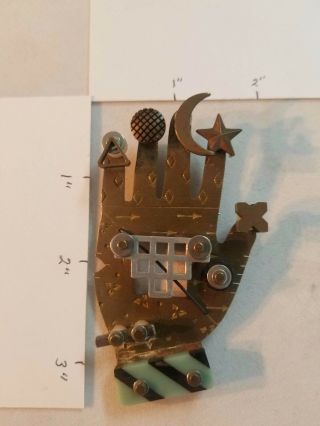 Thomas Mann Brass Hand Pin