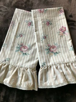 Vintage J.  C.  Penney Stripes And Roses Ruffled Pillowcases Cottage / Shabby Chic