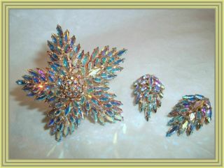 Sherman Yellow Ab - 2.  5 " Floral Capped Star Motif Tiered Five Leaf Brooch Set Nr