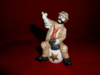 Emmett Kelly Jr.  Collectibles Magician Hobo Clown Pulling Rabbit Out Of Hat Flam