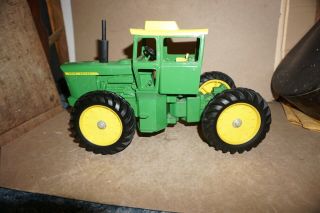 Vintage Ertl 1/16 Scale John Deere 7520 4wd Farm Tractor Toy Jd