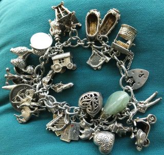 Heavy Vintage Sterling Silver Charm Bracelet - 23 Various Charms - 82.  6g