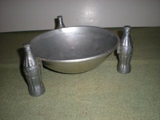very rare vintage 1950 ' s Coca - Cola metal bowl/ice bowl w/Coke bottle legs 3
