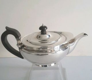 Quality,  Regency Style Antique Solid Silver Tea Pot.  593gms.  Lon.  1910