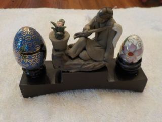 Vintage Antique Oriental Asian Chinese Mud Figure With Eggs On Bench