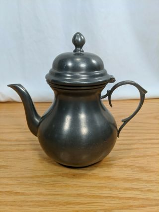 Vintage Old World Pewter Tea Pot Hinged Lid 95 Sn (l1)